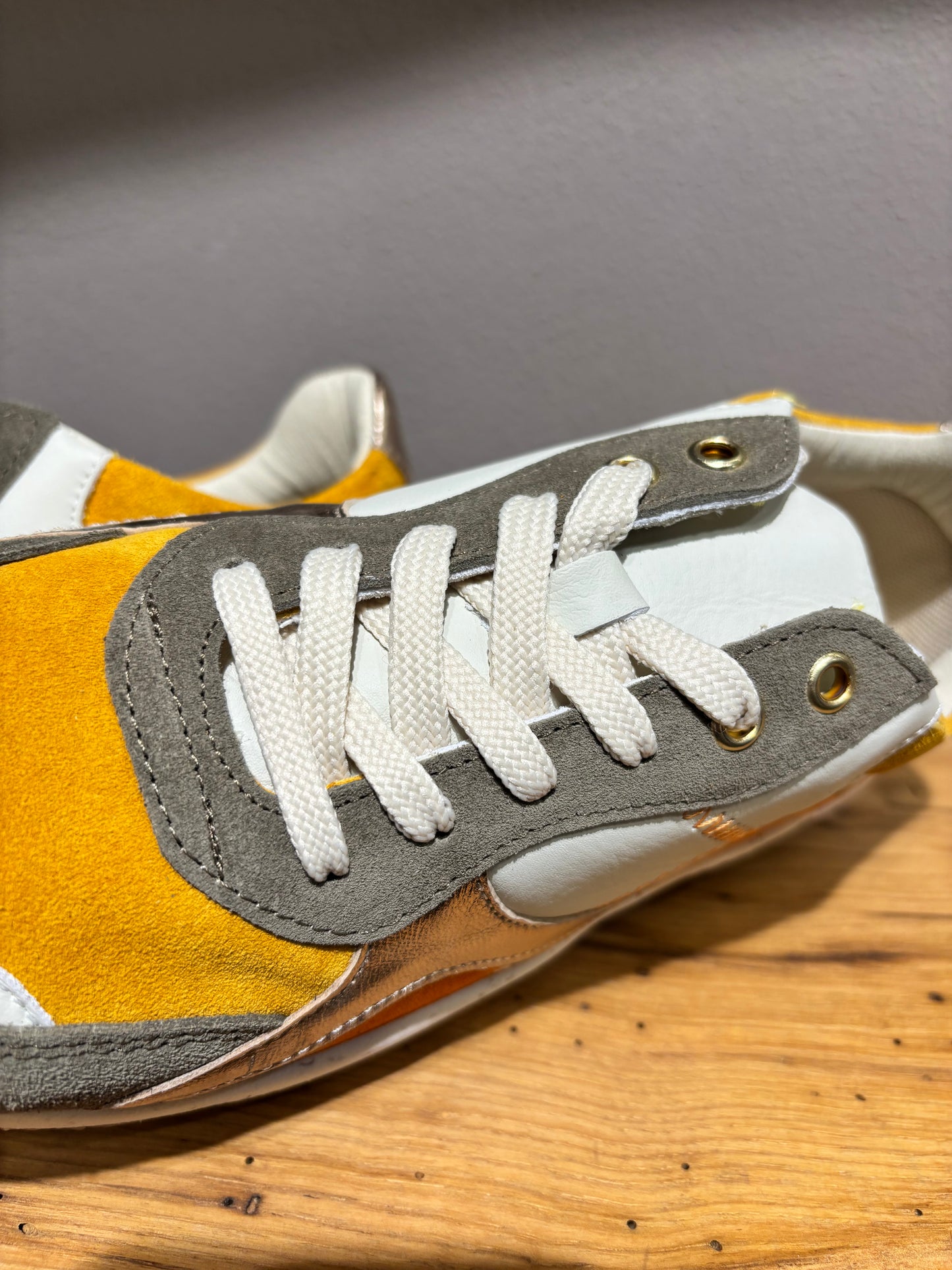 TENNIS MULTICOLOR