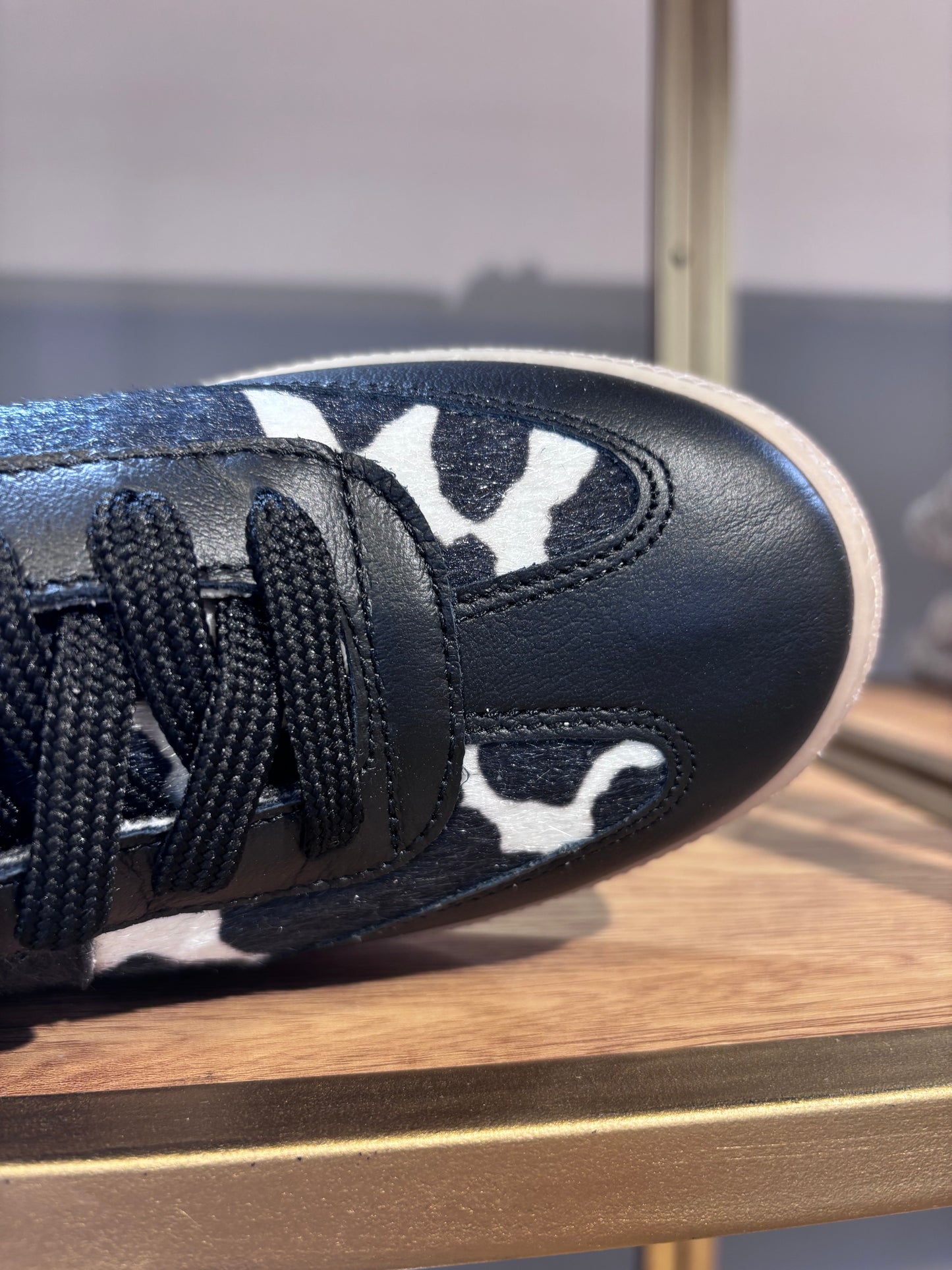 COW SNEAKERS  BLACK/WHITE