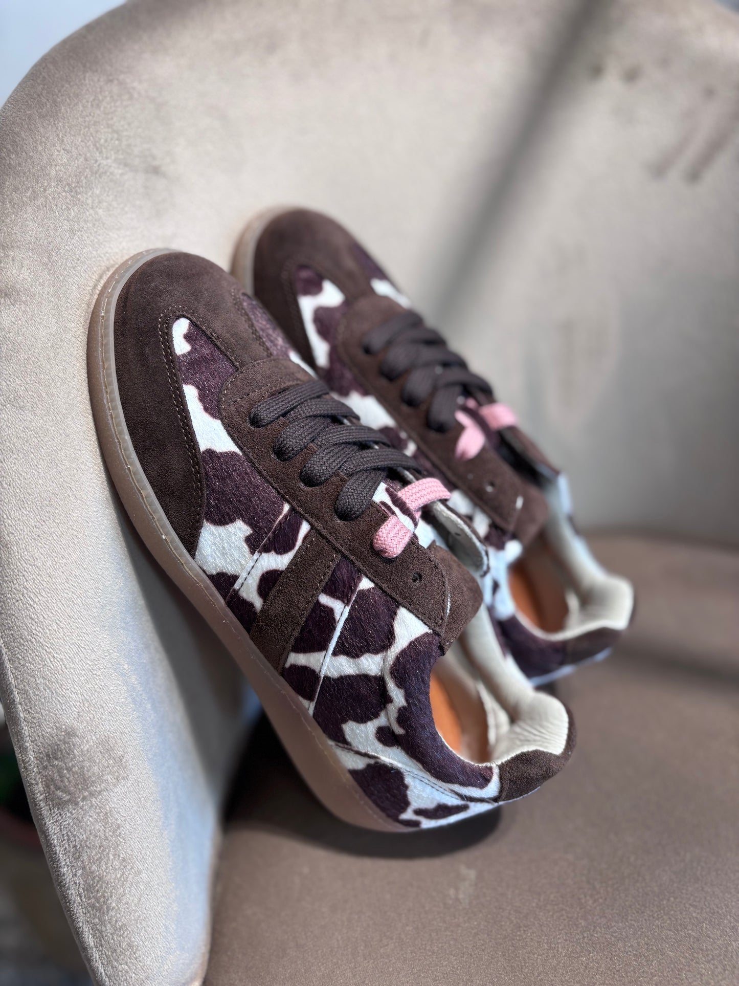 COW SNEAKERS BROWN/WHITE
