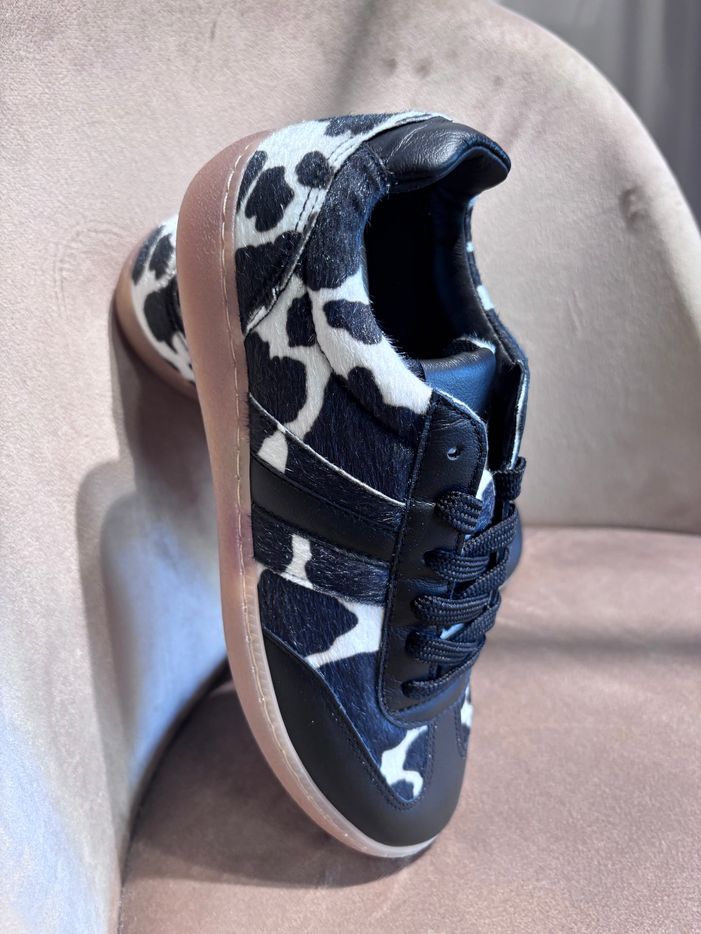 COW SNEAKERS  BLACK/WHITE