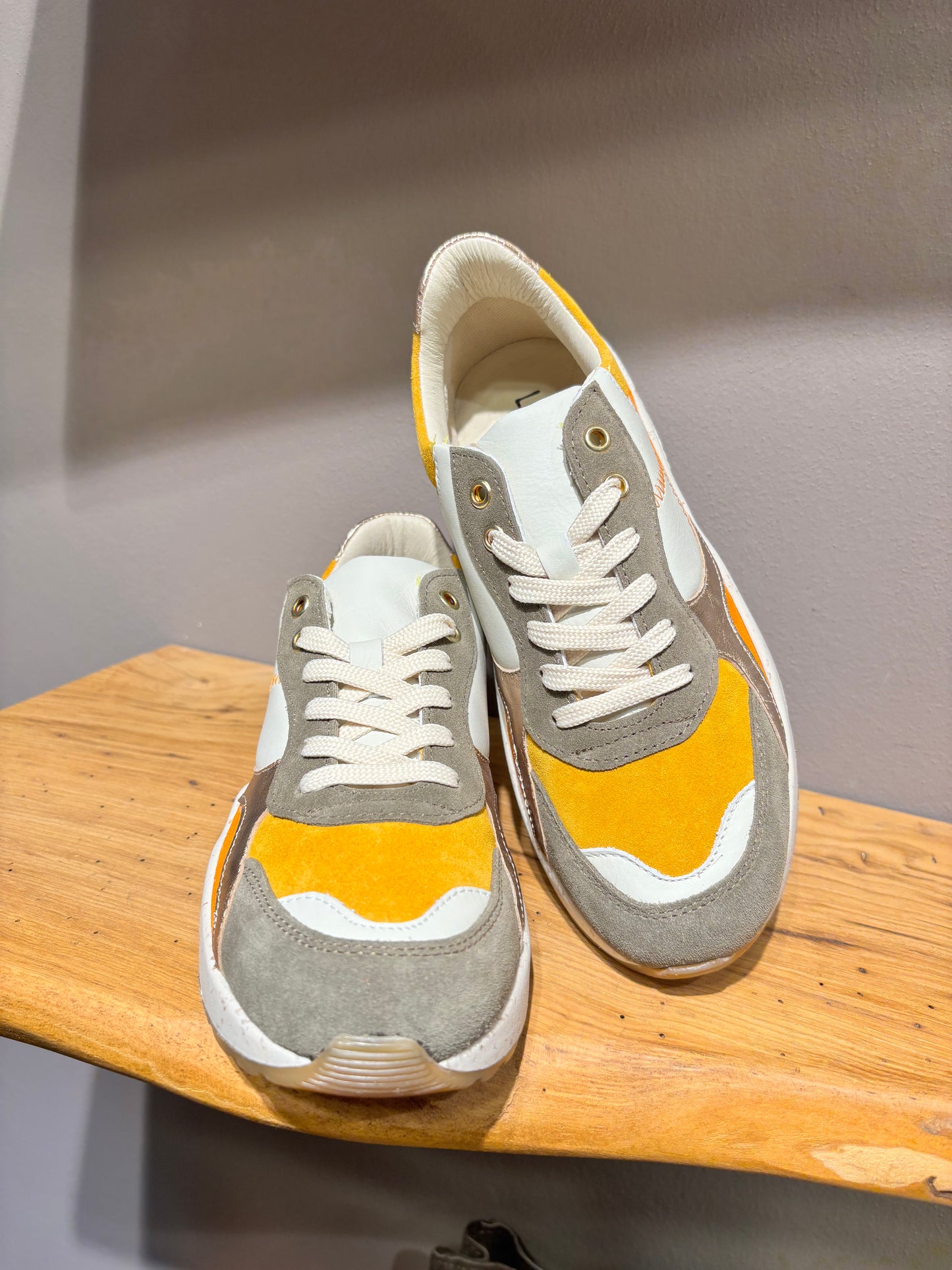 TENNIS MULTICOLOR