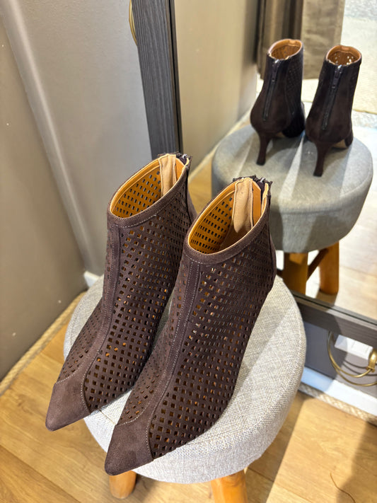 TRONCHETTO TRAFORATO